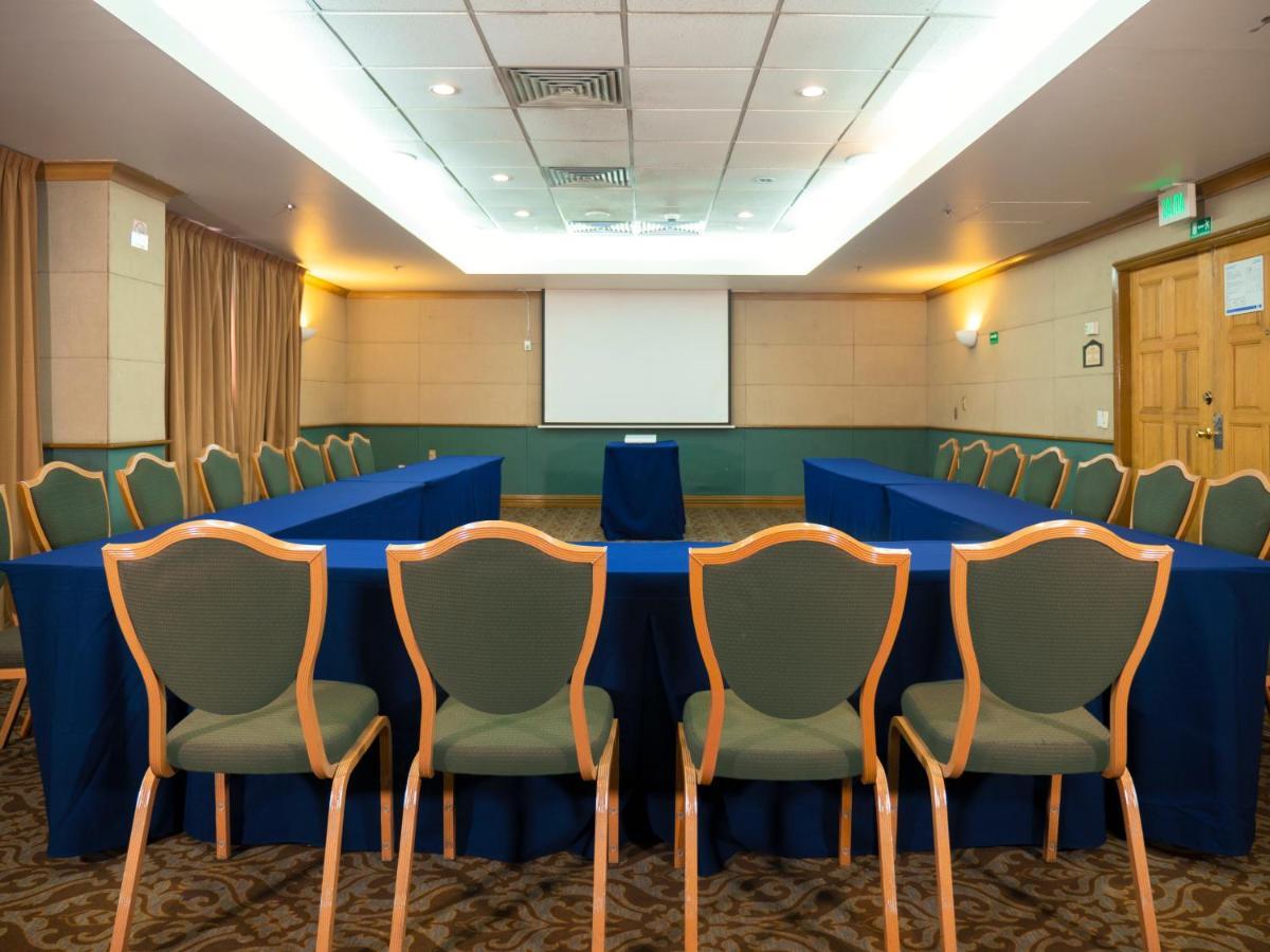 Holiday Inn Express Torreon By Ihg Bagian luar foto