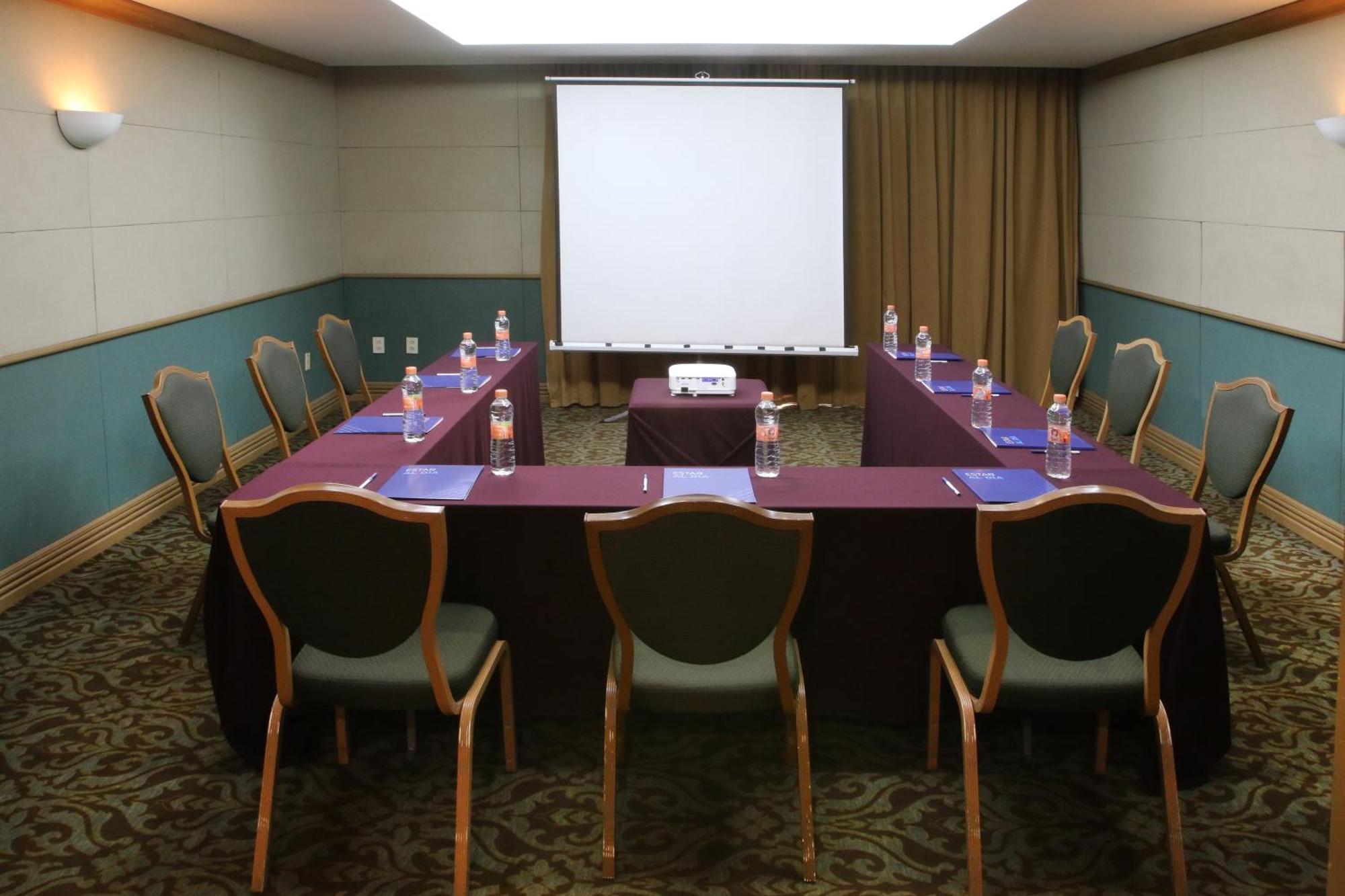 Holiday Inn Express Torreon By Ihg Bagian luar foto